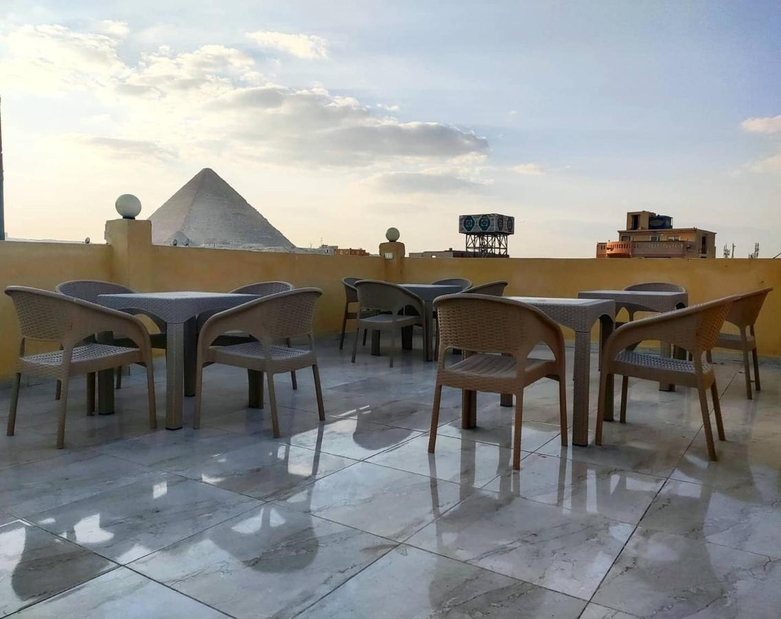 القاهرة Grand Pyramids View Hotel المظهر الخارجي الصورة