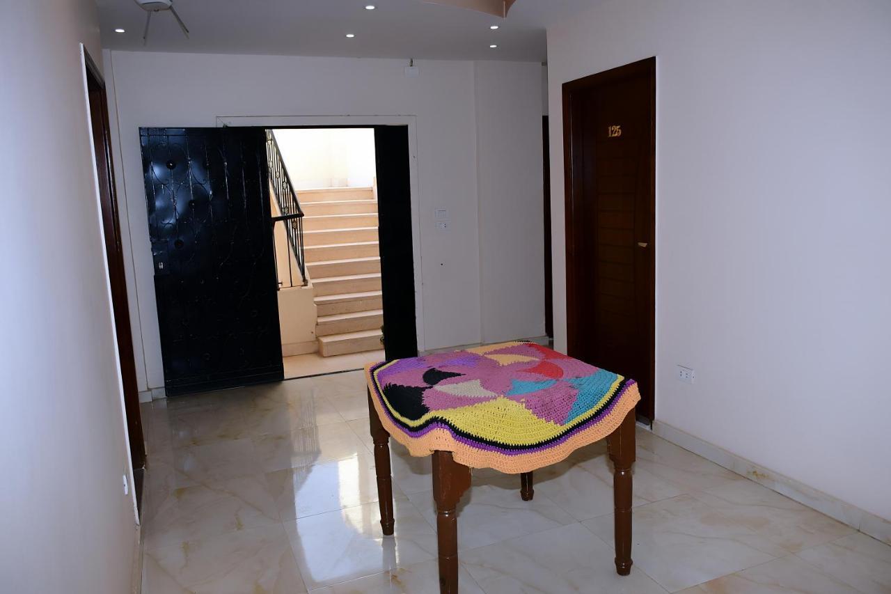 القاهرة Grand Pyramids View Hotel المظهر الخارجي الصورة